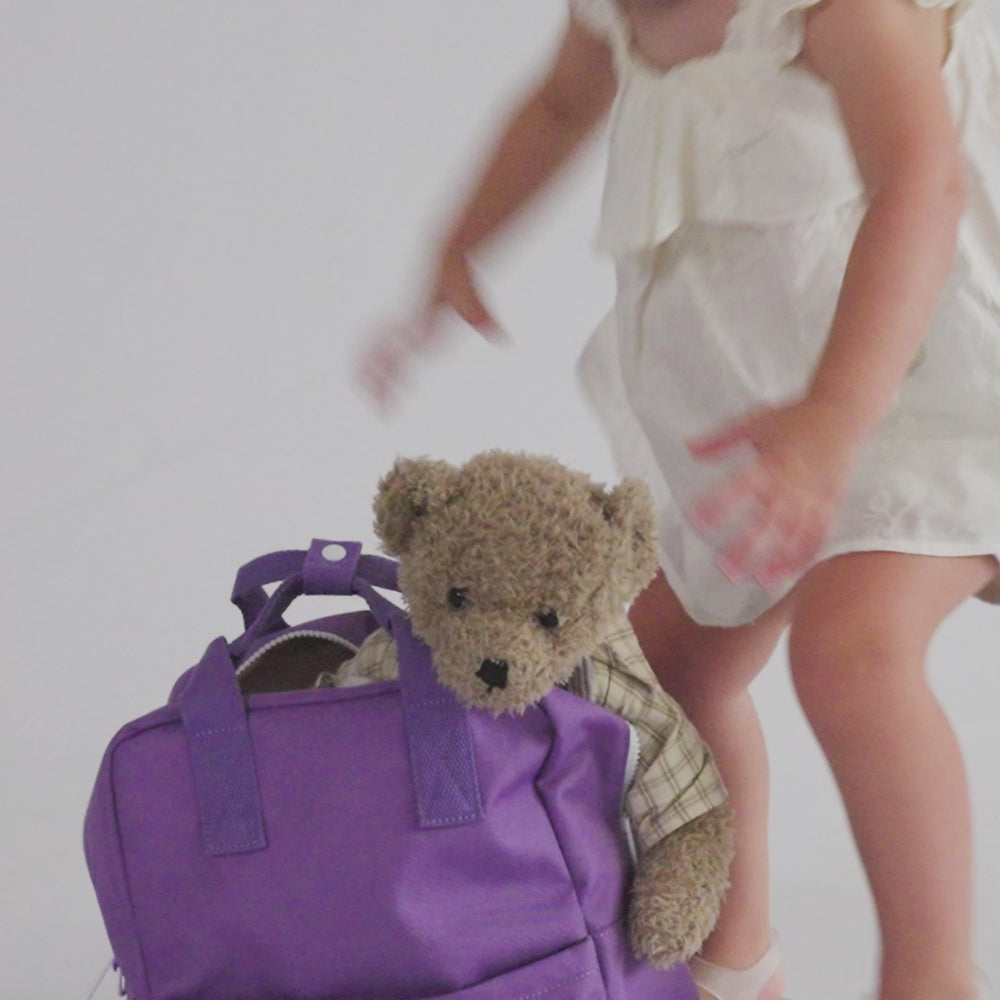 
                  
                    Load and play video in Gallery viewer, Medium Kids Backpack We Roam Violet
                  
                
